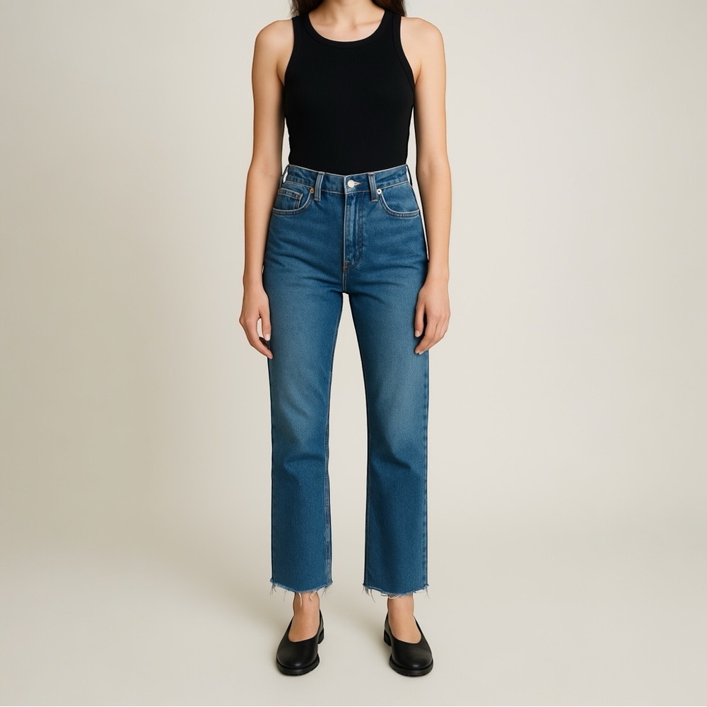 Zara Trf High Rise Mom Jeans Buttonfly